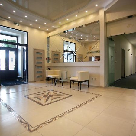 Molodezhnaya Hotel Brest Luaran gambar